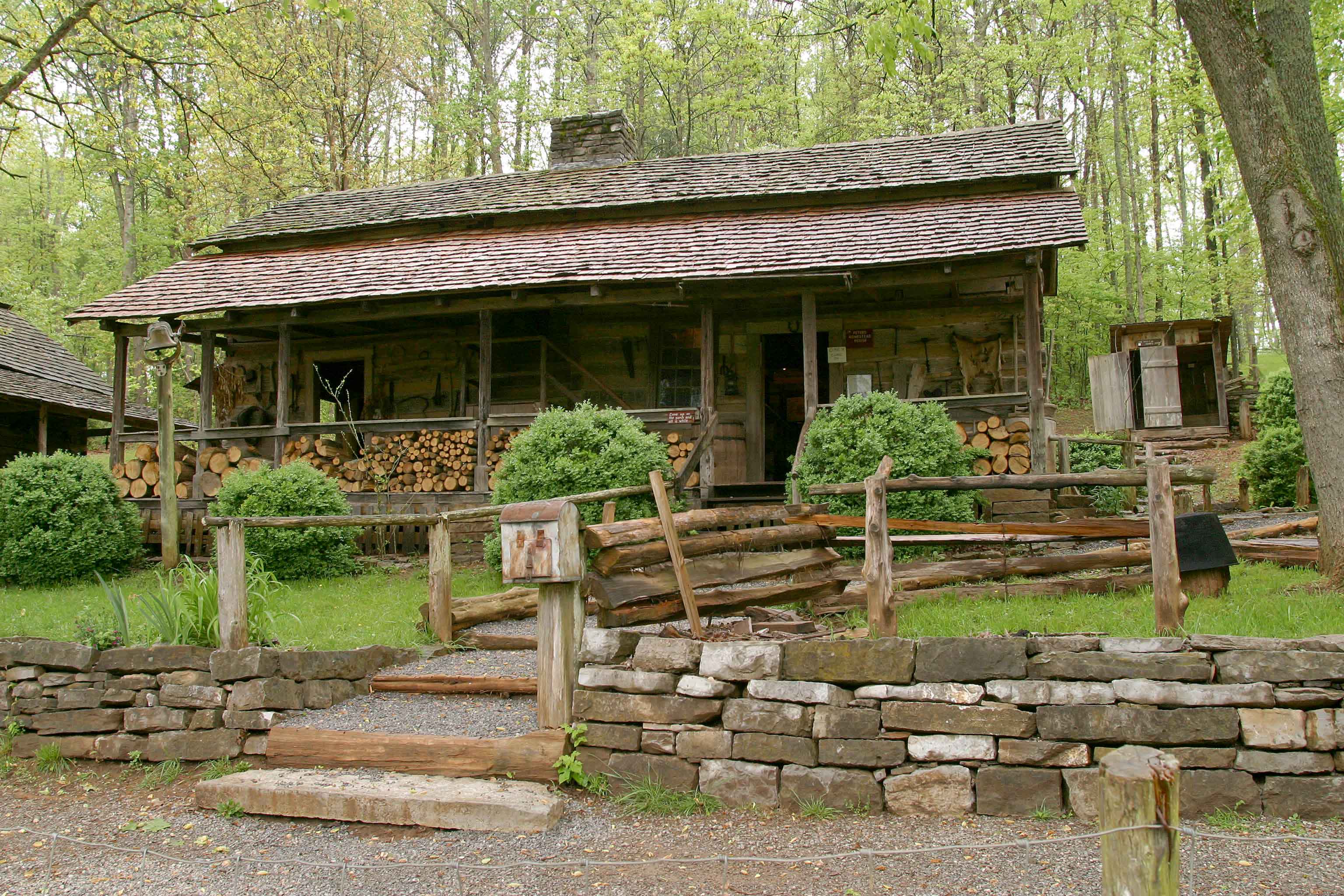 The Village The Museum Of Appalachia